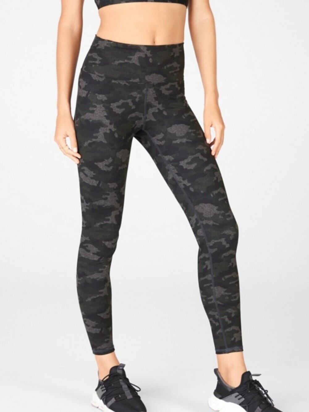 SPANX Look At Me Now Leggings Black Camo Women's - Size S